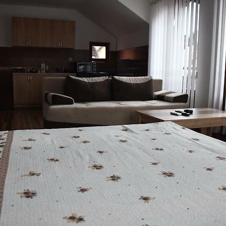 Apartment And Rooms Konak Вишеград Экстерьер фото