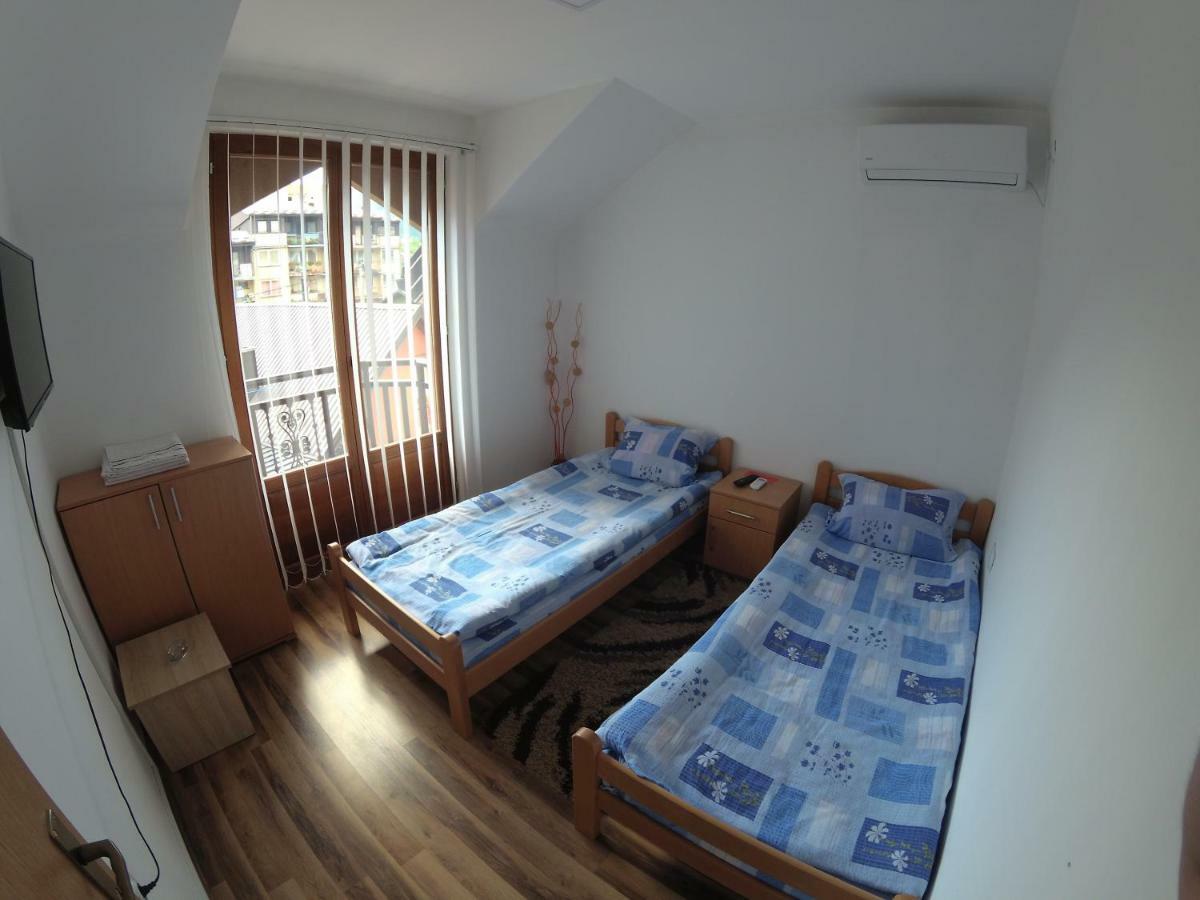 Apartment And Rooms Konak Вишеград Экстерьер фото