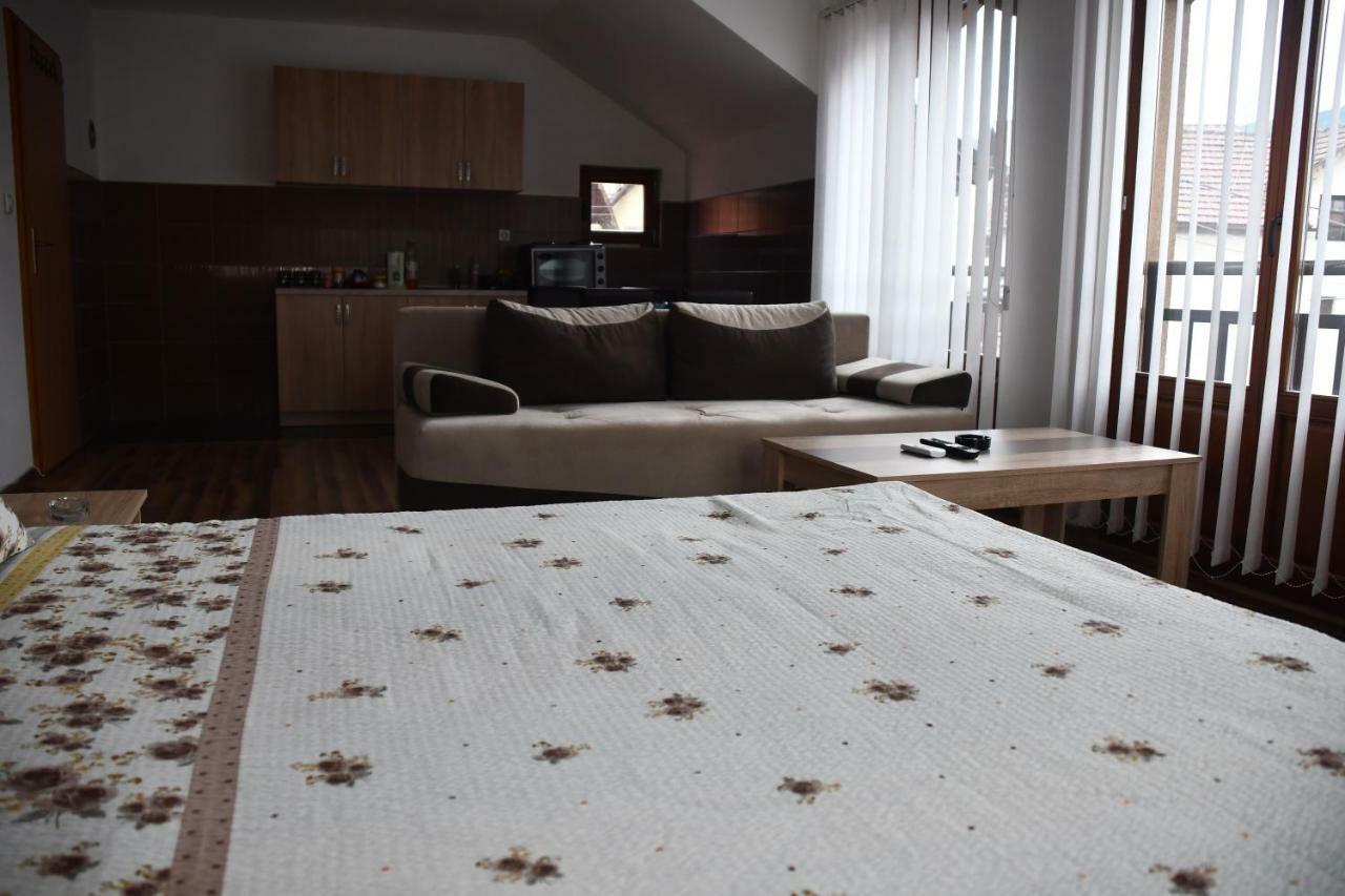 Apartment And Rooms Konak Вишеград Экстерьер фото